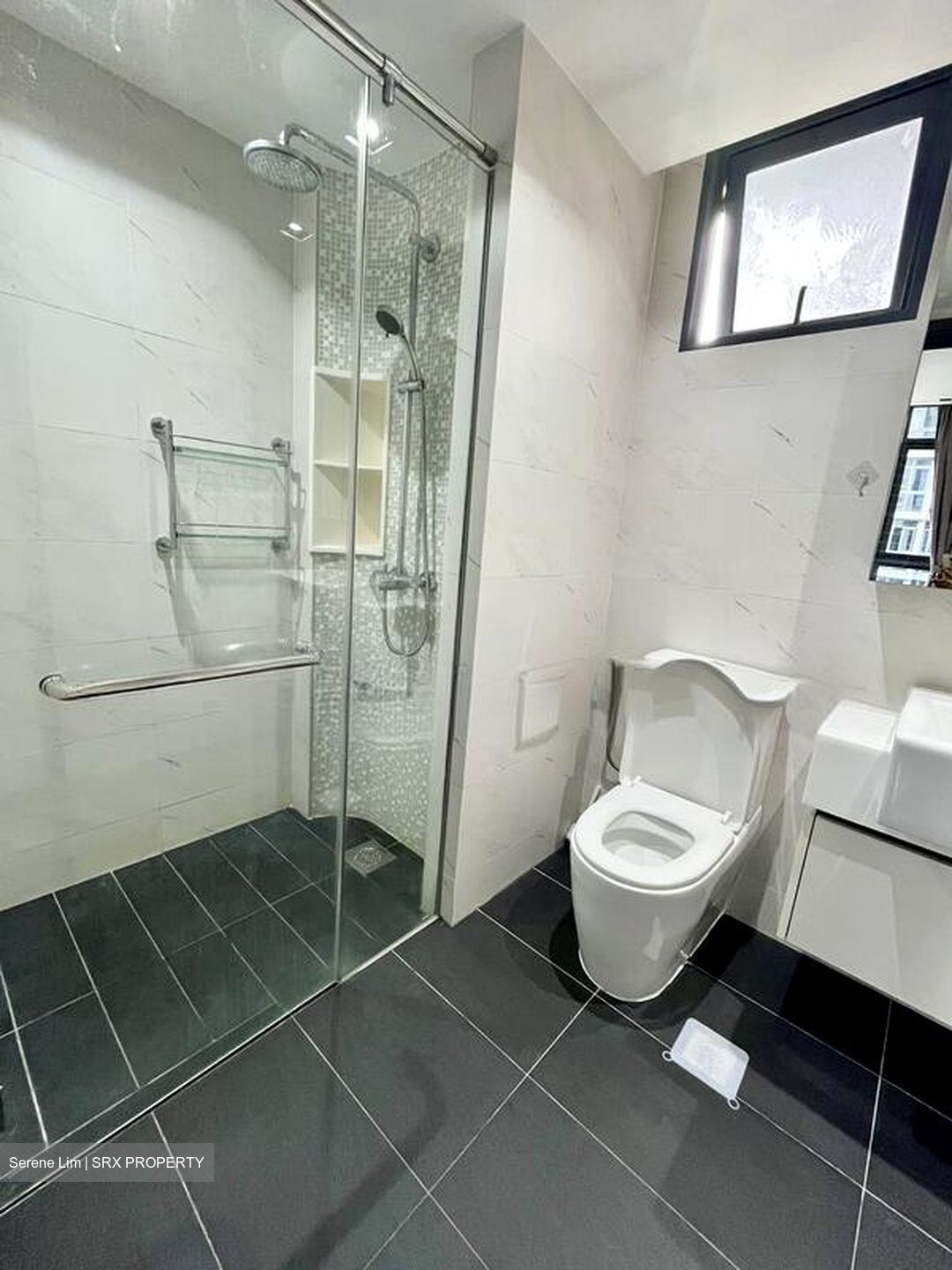 Symphony Suites (D27), Condominium #501957611